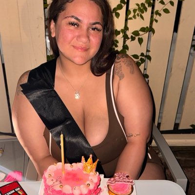 hecravesci's tweet photo. #NewProfilePic https://t.co/Tv2RiSW5xj