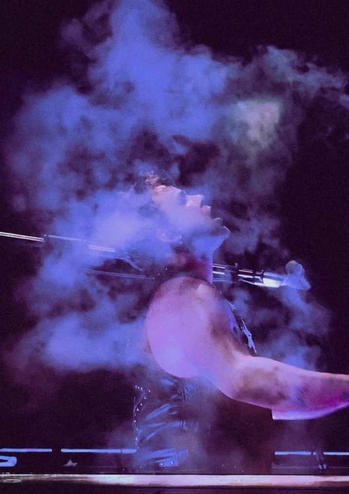 Ashlovesdrumz's tweet photo. i love my job https://t.co/kOb0L16KXi