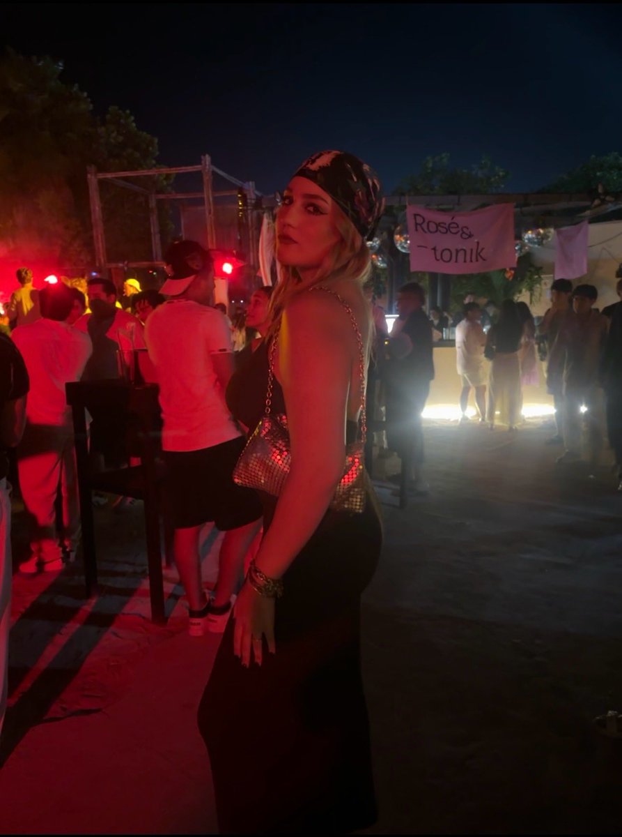 RenataMendiolaa's tweet photo. ❤️‍🔥🪭���🧯🌶️🧲 https://t.co/ciOlKI16lt