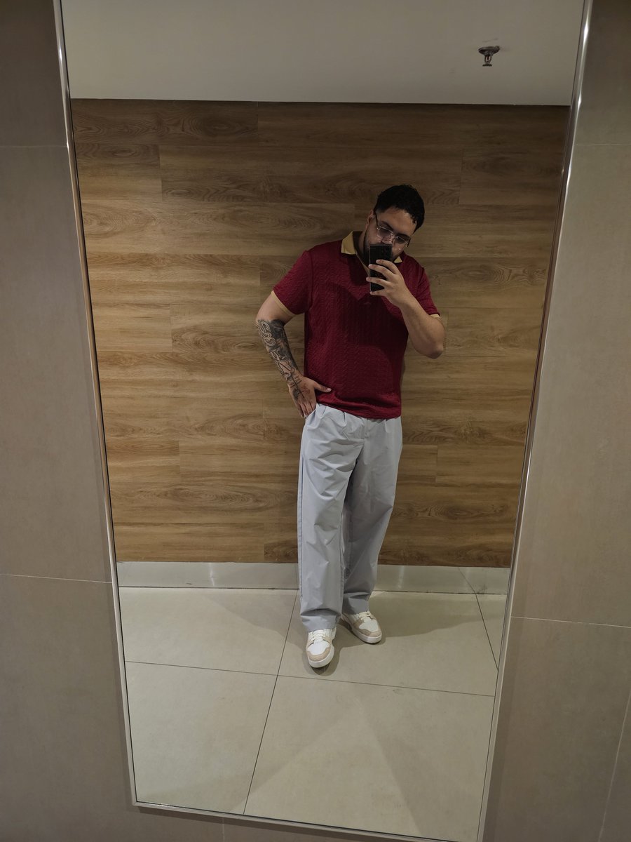 T1CCK's tweet photo. ❤️👑 https://t.co/obQZozi4hs