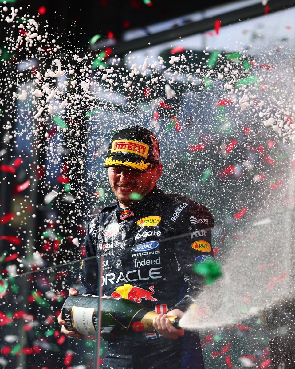 lechopped's tweet photo. goodnight twitter dot com when we talk again it will be race week 🤭 https://t.co/mxWX7ZP0sy