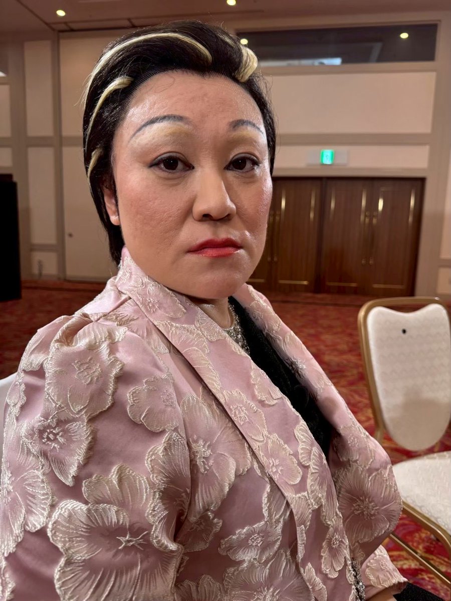 Barbie_Babiro's tweet photo. ごきげんよう、細木ﾊﾞﾋﾞ子です。 https://t.co/mtIOib68fF
