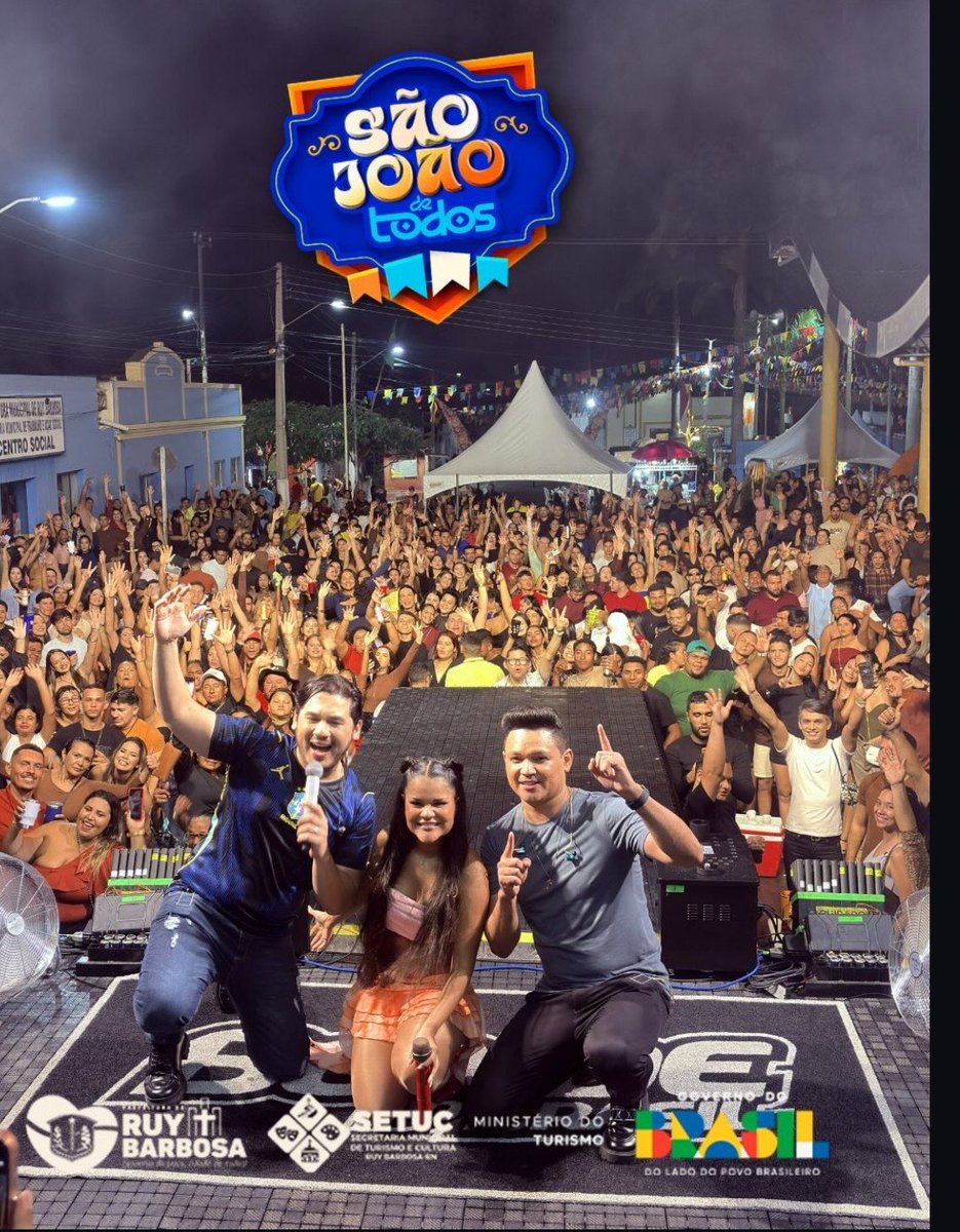 iamrudeasff's tweet photo. @negosalgado_ @chizimizi159321 @fuzilsovietico sim negosalgado, eu to errado e você está certo, as regiões mais pardas do país (norte e nordeste) o pessoal tem tudo o mesmo complexto e traços similares ao dele, nessa cidade do RN 70% da população se declara parda, vai dizer que é tudo branco aqui tbm? https://t.co/Z1jXk7DFwn