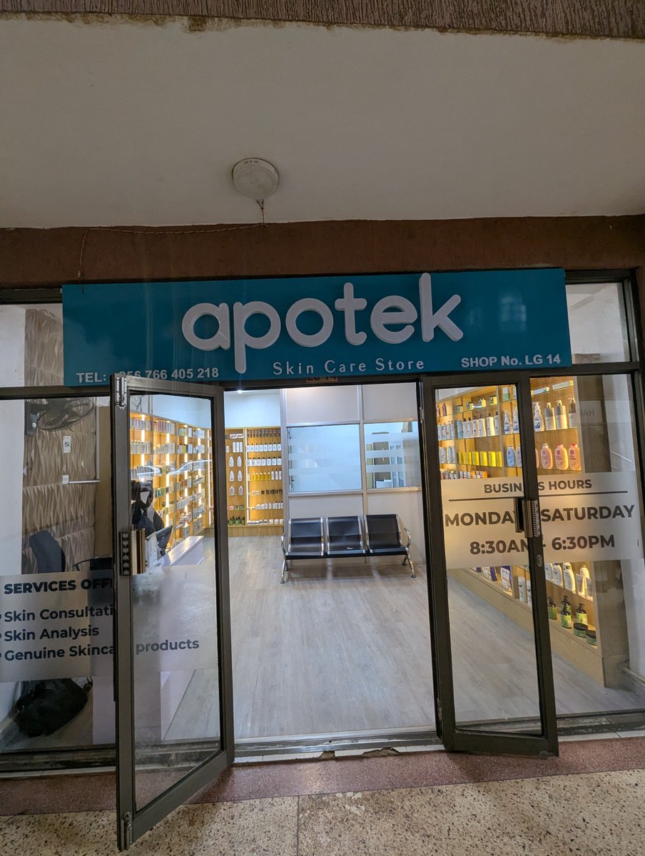 IamHaxx's tweet photo. Monday Hustle!

Good morning fam, what are you selling today? 

For 2D/3D signage, Pull-up Banners, Teardrops and more.. Contact 0782656721 https://t.co/VHZBGVXS9O