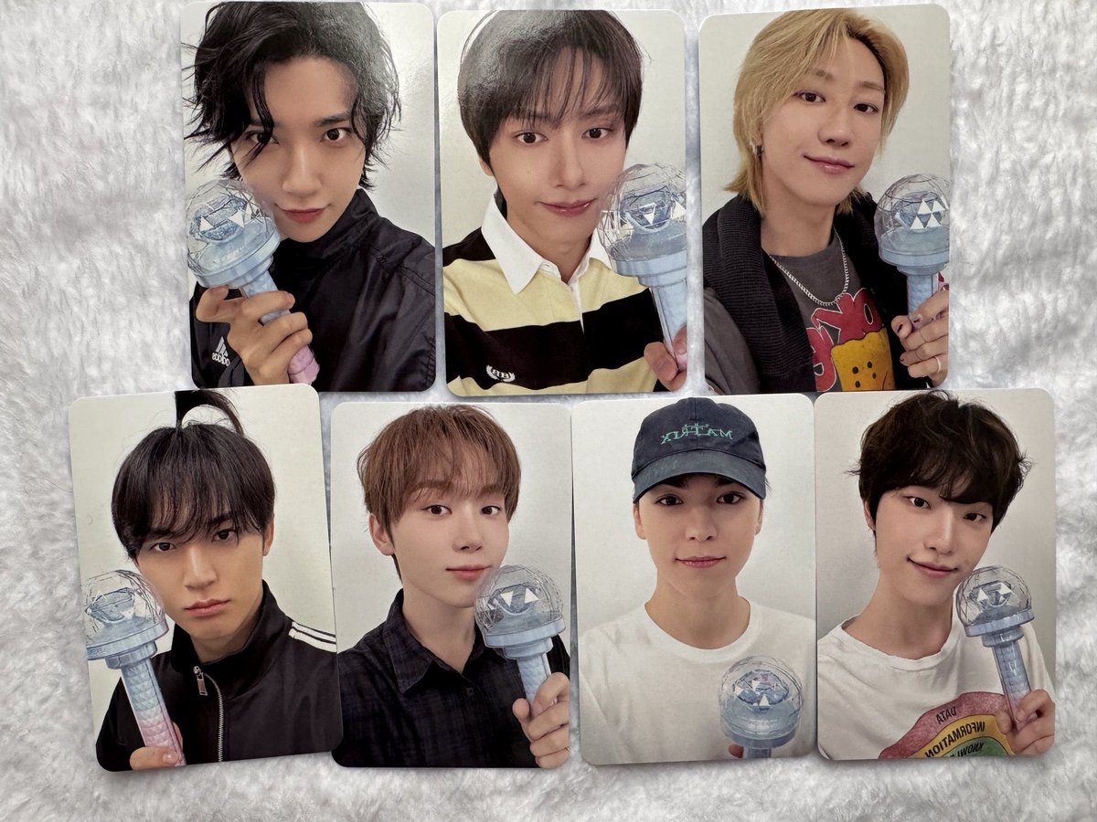 utauta_winter's tweet photo. SEVENTEEN CARAT LAND
ケレン トレカ交換
【譲】→ジョシュア･ジュン･ディエイト
ミンギュ･スングァン･バーノン･ディノ
【求】→ドギョム(🌻マーク)

セルカ同士または
セルカ以外n枚↔🍕セルカ1枚でも⭕️

郵送希望📮
#SEVENTEENトレカ交換
#セブチトレカ交換 https://t.co/M2b8PkCXo7