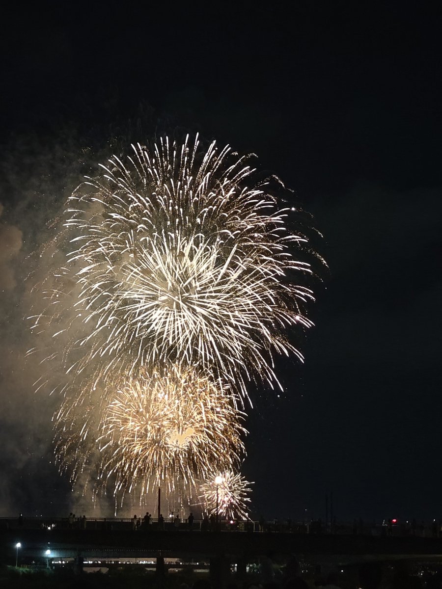 RuanTang90789's tweet photo. 是一个很长很美的夏日 https://t.co/cC87vvzt5W