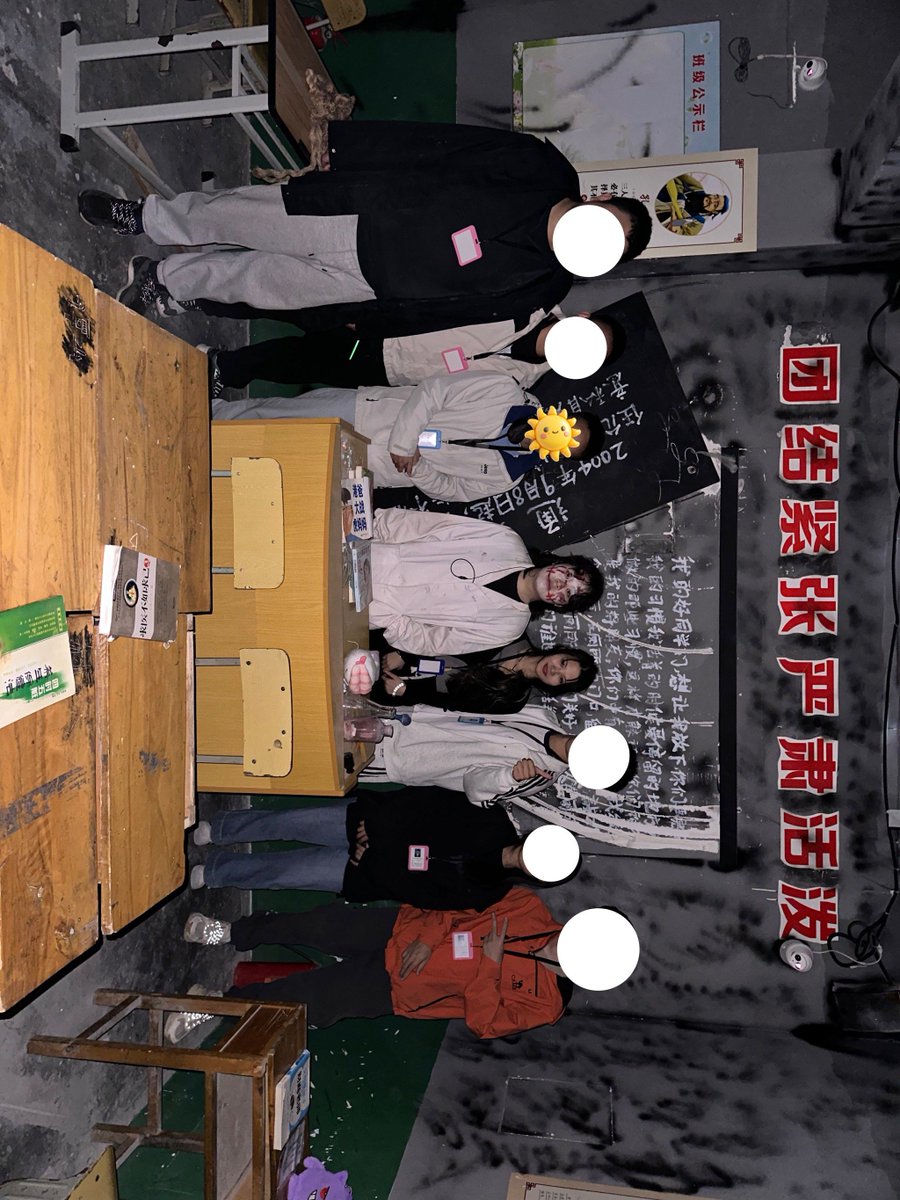 Vjack63752955's tweet photo. Tired of regular hangouts Join our thrilling escape room game—unlock clues, solve puzzles, and race against the clock with your squad! Only 2 slots left tonight, book now or regret it! https://t.co/6Wk92gLxQC
