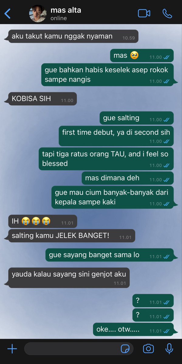 cinnamochan08's tweet photo. williamest au sesuap. [REUPLOAD]

: masih what if danielalta edisi ikutan jj si cantik milik si teknik, agak jorok. 🔞 https://t.co/TnpCZwXfje