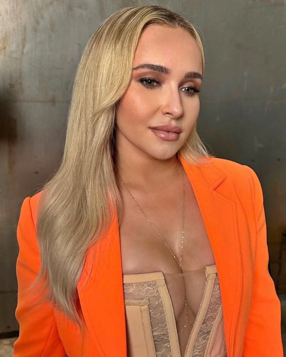 Coach0302's tweet photo. R.I.P Hayden Panettiere 🙏 https://t.co/EdInz57TLv
