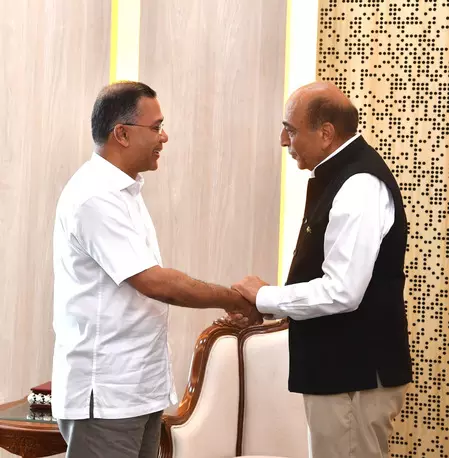 NewsDeshbandhu's tweet photo. बांग्लादेश-भारत : दिनेश त्रिवेदी ने कहा- तारिक रहमान का भारत दौरा हो जल्द

https://t.co/JxQ2vLsuv3

#DeshbandhuNews
#Bangladesh #India #DineshTrivedi #TariqRahman #VisitToIndia #International https://t.co/qSdBfPOj8S