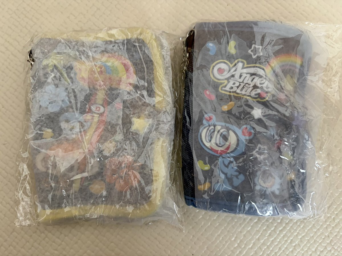 chanmari2828's tweet photo. ナルミヤキャラクターズ
シール帳風フォトホルダー
譲)エンジェルブルー、ポンポネット、デイジーラバーズ、ナルミヤキャラクターズ
求)異種メゾピアノ、定価 https://t.co/i1oA81ewT9