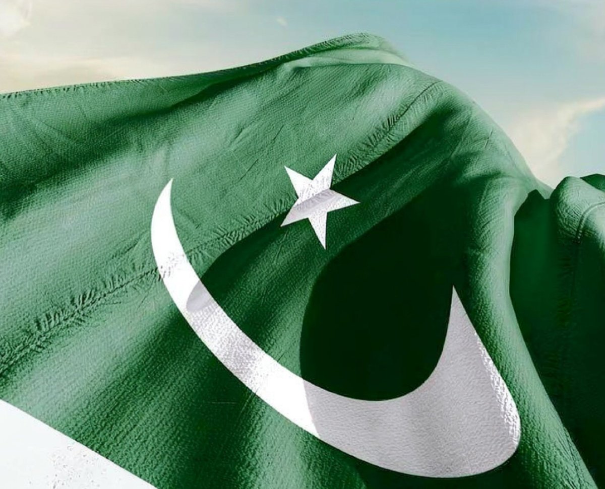 JUIBTM's tweet photo. 28 ویں ترمیم ۔۔۔۔ کا سب سے بڑا نقصان 👇 

پاکستان میں صوبوں کی تقسیم اگر ہوئی تو یہ ایک سیا دور کا آغاز ہوکا، اور بچی کچی لنگڑی لولی جمہوریت کا بھی جنازہ نکل جائے گا ۔

#مولانا_شان_پاکستان #مولانا_کا_پاکستان https://t.co/7HBHWXFEzX