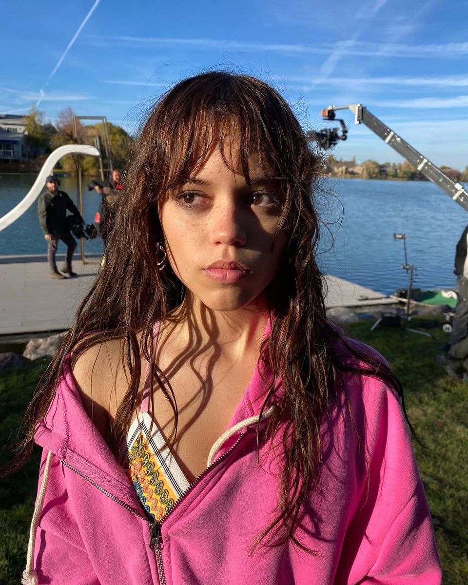 JonnyLeTran5's tweet photo. Blessing your timeline with Jenna Ortega π #JennaOrtega #Scream #ScreamVI #XMovie #WednesdaySeries #TheFallout #StuckInTheMiddle #TheBabysitterKillerQueen #JaneTheVirgin #JurassicWorldCampCretaceous #RichieRich #AmericanCarnage #Beetlejuice2 #DeathofaUnicorn #beautiful https://t.co/8gHqE5T3gD