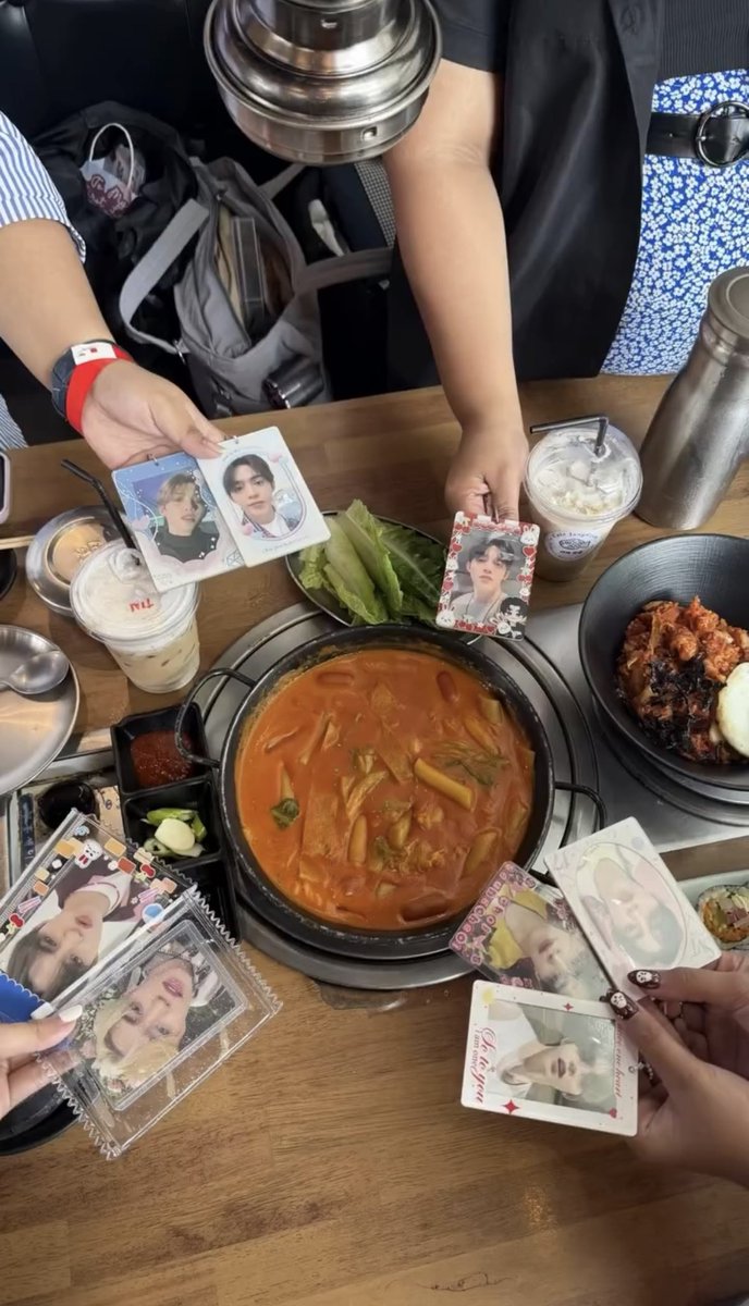 misisnicheollie's tweet photo. may damit na ang anak ko 🤭 tenshu sa naka isip neto hoho
hende ko sha napicturan sa kit ng #Class808 kase busy kami mag chismisan 😭🤣
#SCOUPS_FirstLove https://t.co/b8KWgzgTow