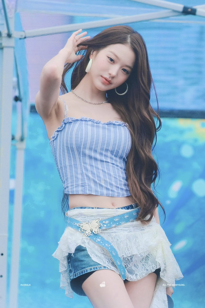 wy_Acerola's tweet photo. 260816 

#장원영 #원영 #WONYOUNG #아이브 #IVE #JANGWONYOUNG https://t.co/ILUhouOPeo