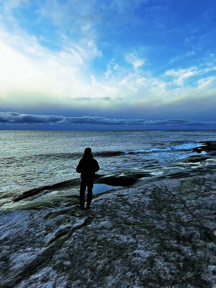 lu01042012's tweet photo. he finally shared his 🇳🇴 trip... 2 years already huh~ https://t.co/f9atOCptXN