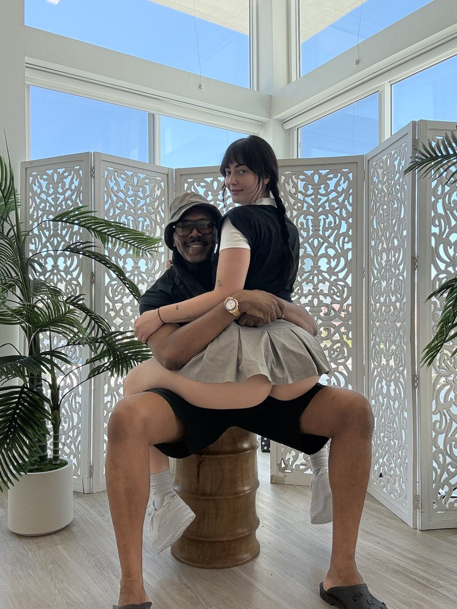 lily_alcott's tweet photo. Alsoooo round 3 is coming sooner than you think 👀 @DreddXXX https://t.co/fprnl0Ngj6