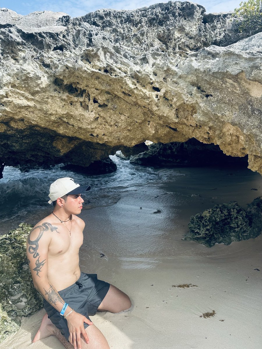 2221daniels's tweet photo. Día de playa https://t.co/8CRimPwr5t