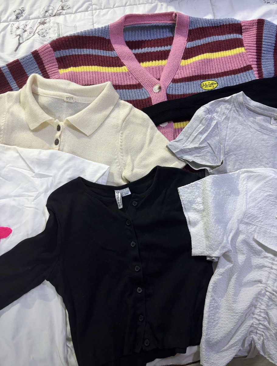 fein1148131's tweet photo. #เสื้อผ้ามือสอง

ส่งต่อเสื้อผ้าหน่อยค้าบ โล้ะตู้หน่อยฮ่ะ
📍ตัวละ 30 ถึง 50.- (ทุกตัว)
🚛ค่าส่ง 30.-

#เสื้อผ้ามือสอง #ส่งต่อเสื้อผ้า #เสื้อผ้า #ส่งต่อ #เสื้อผ้ามือสองสภาพดี https://t.co/anMKMdVHLa