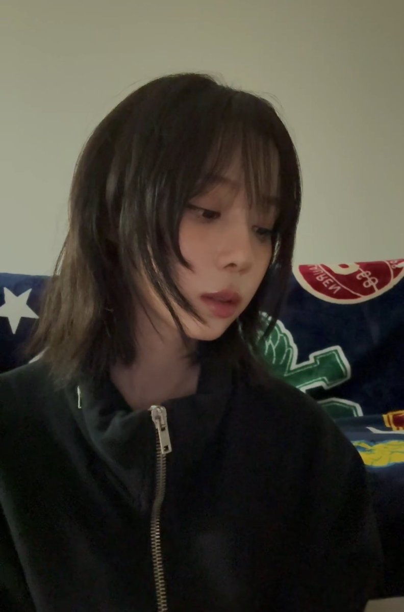 joyminjeong's tweet photo. 이런김민정좋아.. https://t.co/xCmtymQctP