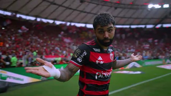 Grrumman's tweet photo. @hiraipeko Se eu sinto falta da minha ex até hoje imagina do Gabigol https://t.co/o1qpRYuthx