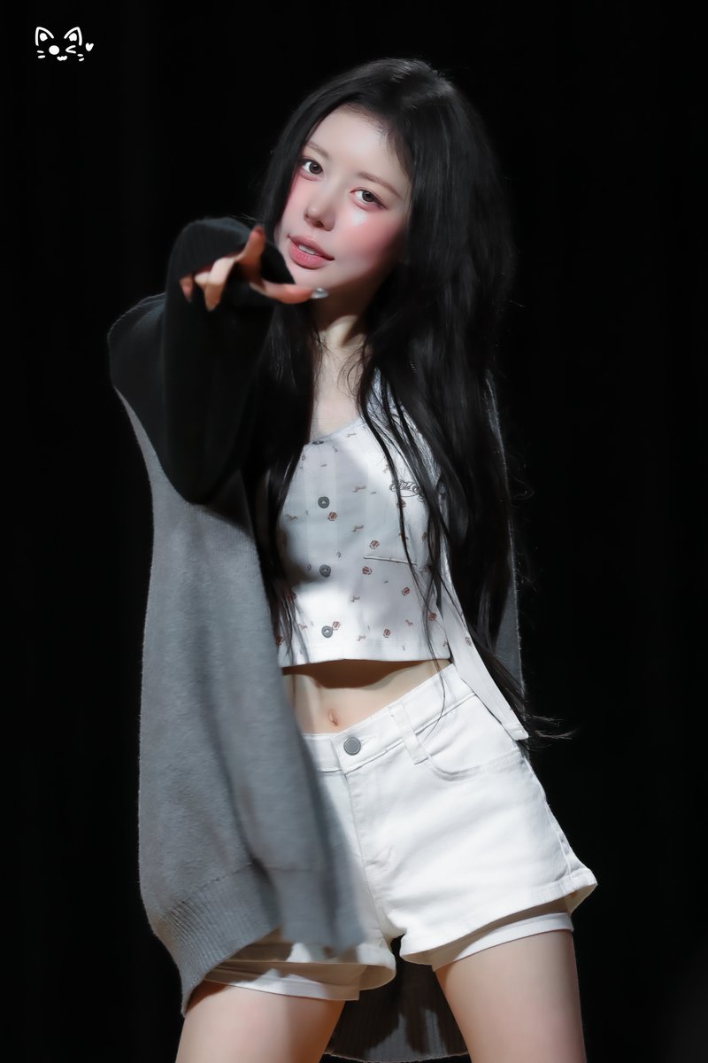 Rinessance_S2's tweet photo. 260718 Withmuu

#tripleS #HyeRin #혜린 https://t.co/xeqsDB8fEa