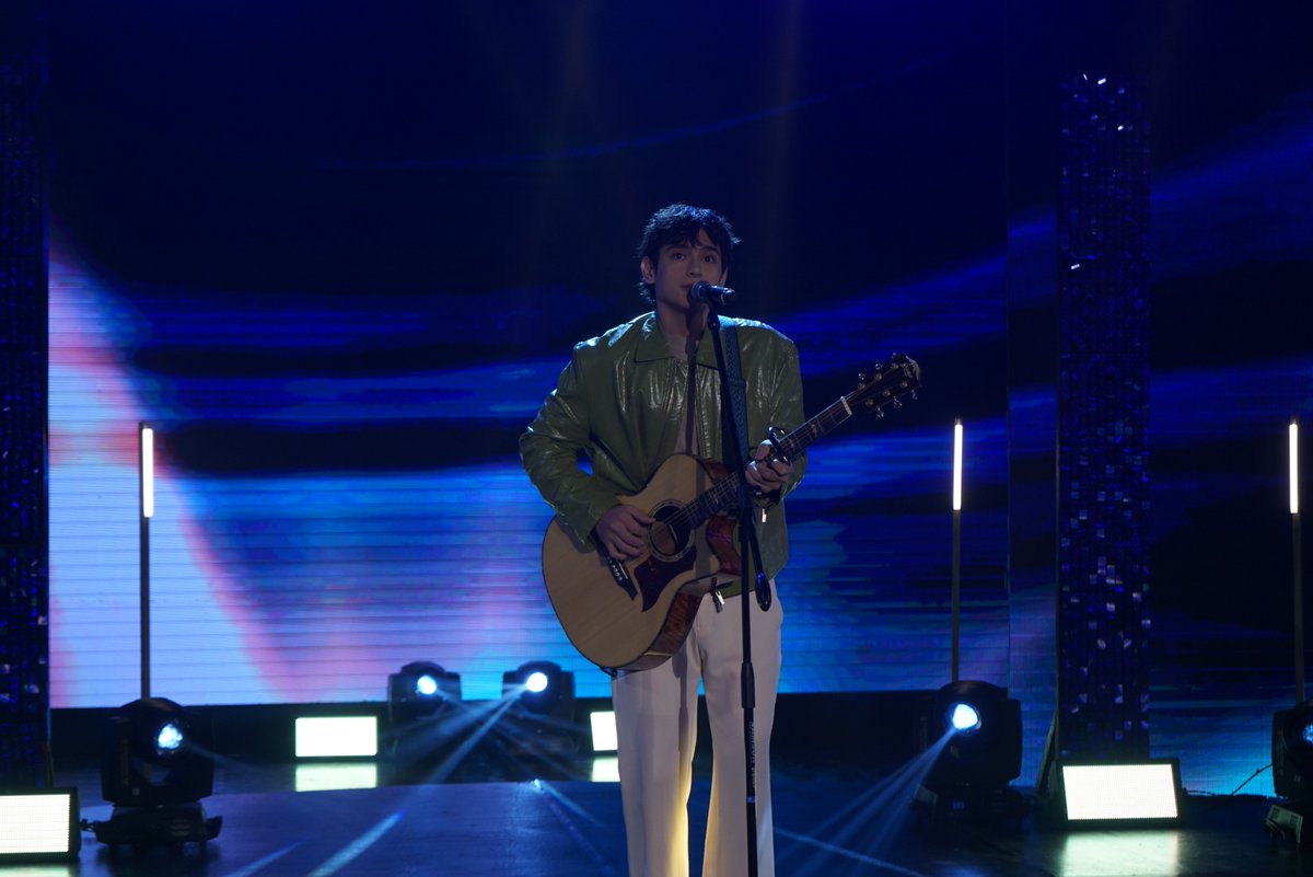 itsShowtimeNa's tweet photo. Kilig jamming with PBB Collab 2.0 Kapuso Second Big Placer, Heath Jornales 🎸

#ShowtimeTalakAtLaro
WATCH #ItsShowtime LIVE:
https://t.co/y1ockzg3FL https://t.co/qkydBp0tge