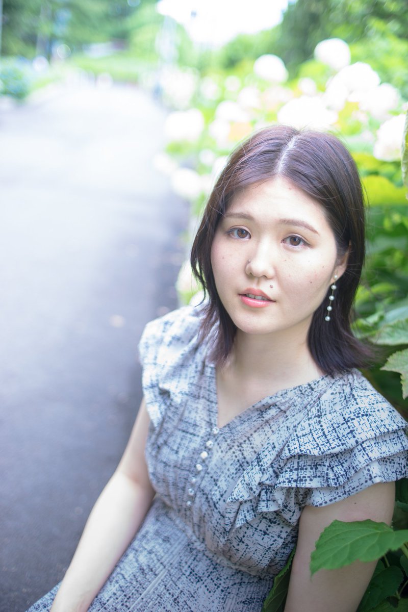 yous_scene's tweet photo. 雨上がり、しっとりとした空気とやわらかな光

m:@ucakko_log 

#ポートレート
#portraitphotography
#撮影 
#紫陽花
#被写体募集中 
#tokyo https://t.co/EgijvH2vUq