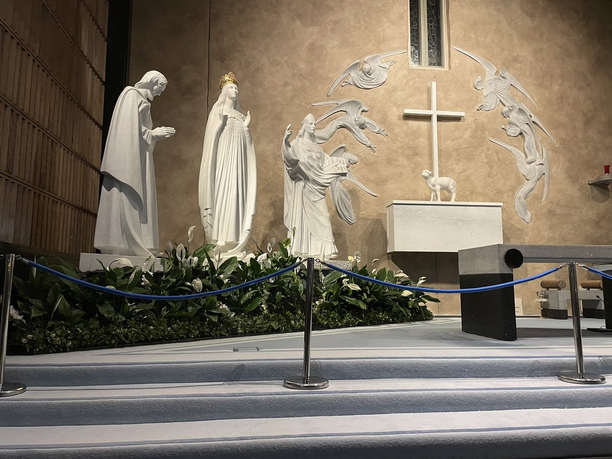 divine_office's tweet photo. A blessed feast day #OurLadyOfKnock pray for us - a wonderful intercessor for those who turn to her in need. #PrayerNeeded contact me if you need prayer for someone. https://t.co/VlpWrYP90h