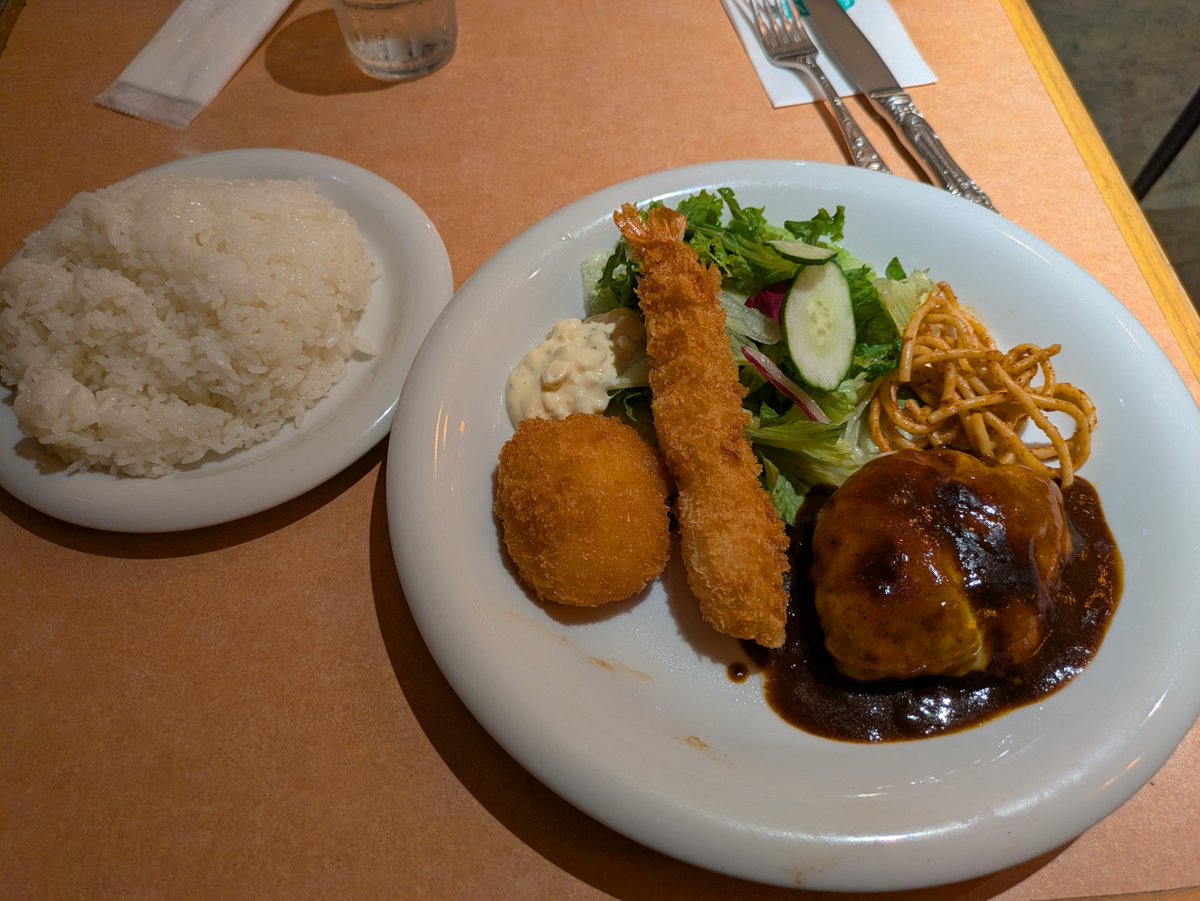 yg4675's tweet photo. 本日のランチは
新宿のバンビ！
#ランチ　#バンビ https://t.co/uMlBNkYvI0