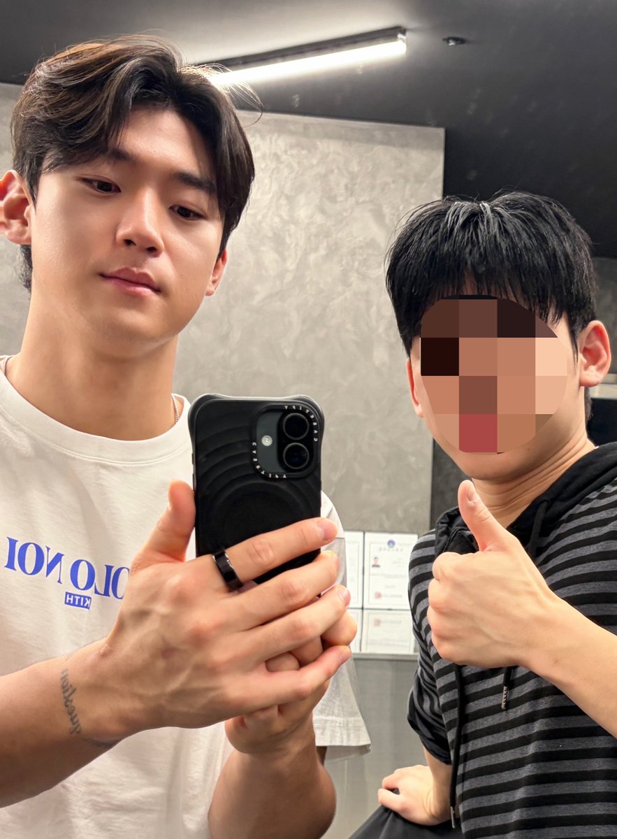 5iat1gers's tweet photo. 김도영 이 분 머리 자르셨네요~^^♡ https://t.co/yZp4m1Rlr6