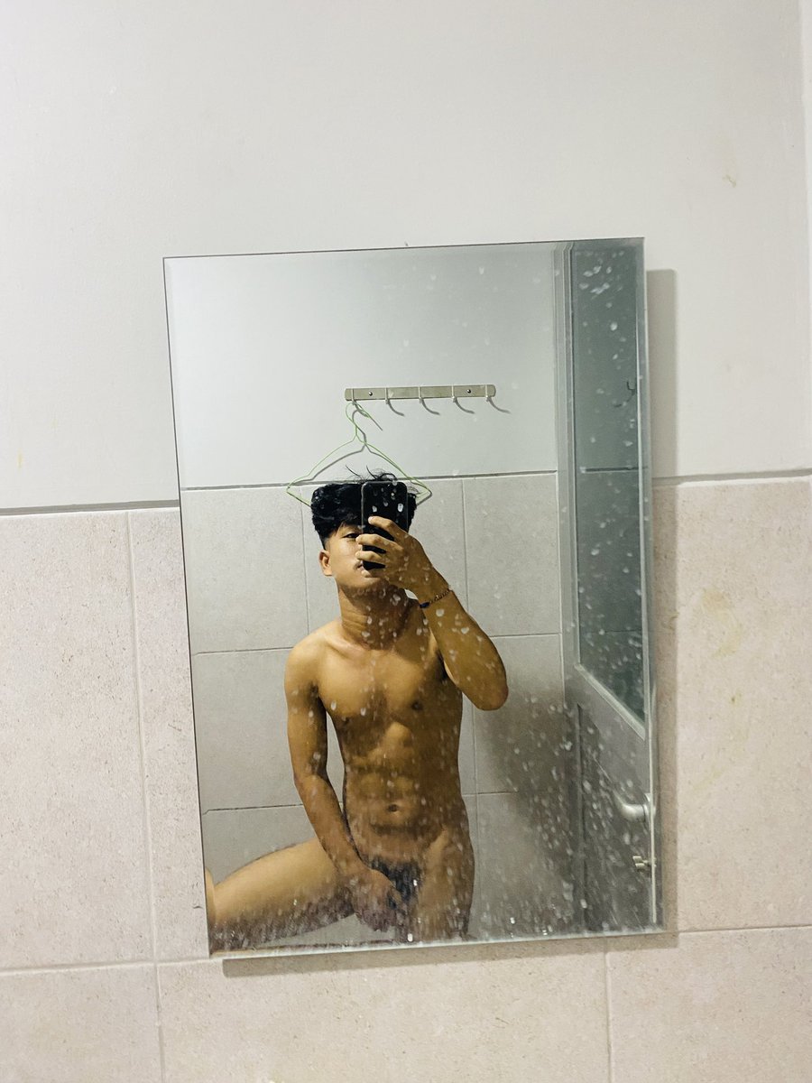 az_Wti4's tweet photo. Day 1 bikin akun baru 🥲

#bantupolowyaaa https://t.co/oC9ODSophk