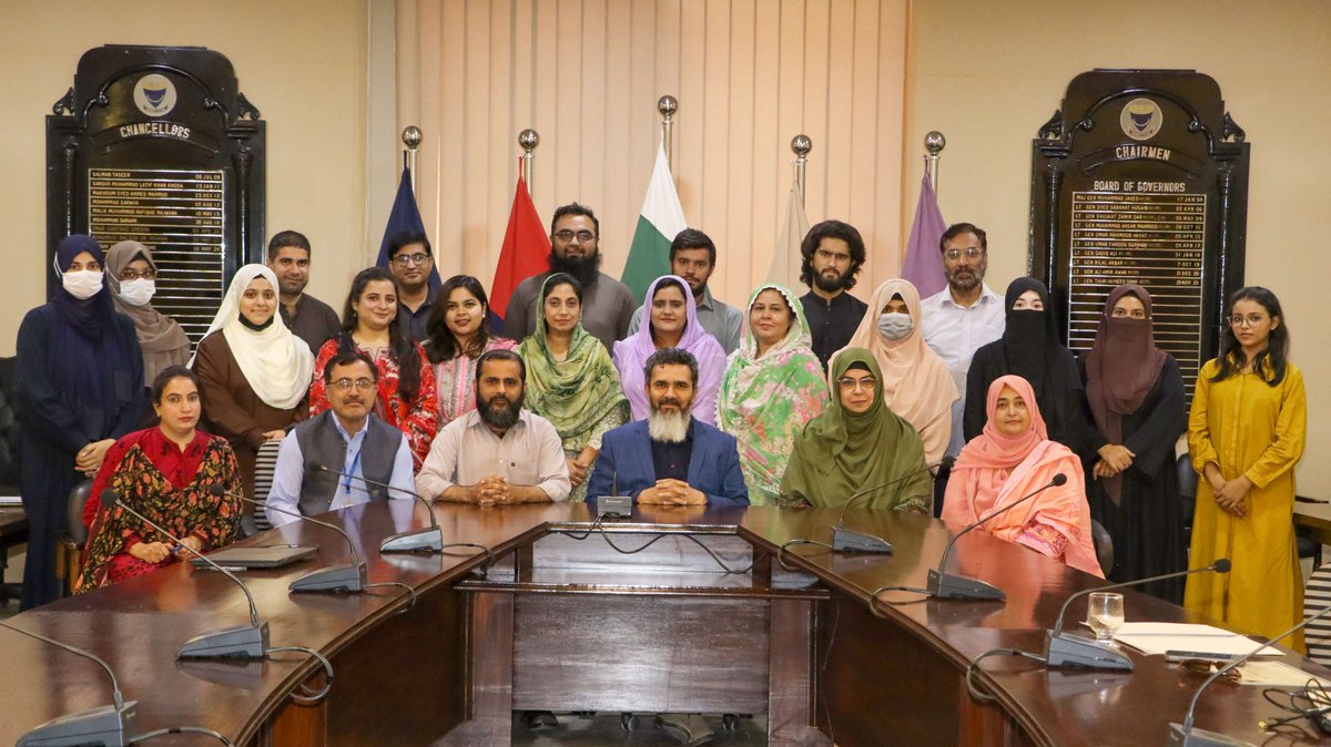 UOWOfficial tweet picture