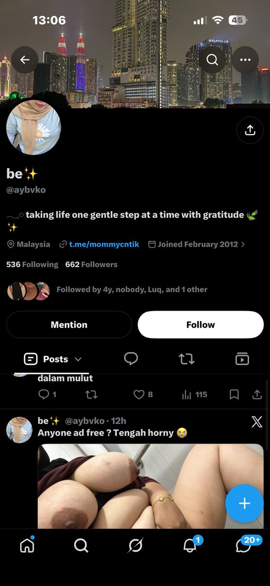 just4nggunnn_'s tweet photo. I jumpa fans i 🥰. 
Setia betul dia guna my pic my vid dari March. Bagus bagus. Konten2 i pun dia tolong upload kan. Suka la camni. Mehh ciummm sikit https://t.co/cVE85y44qA
