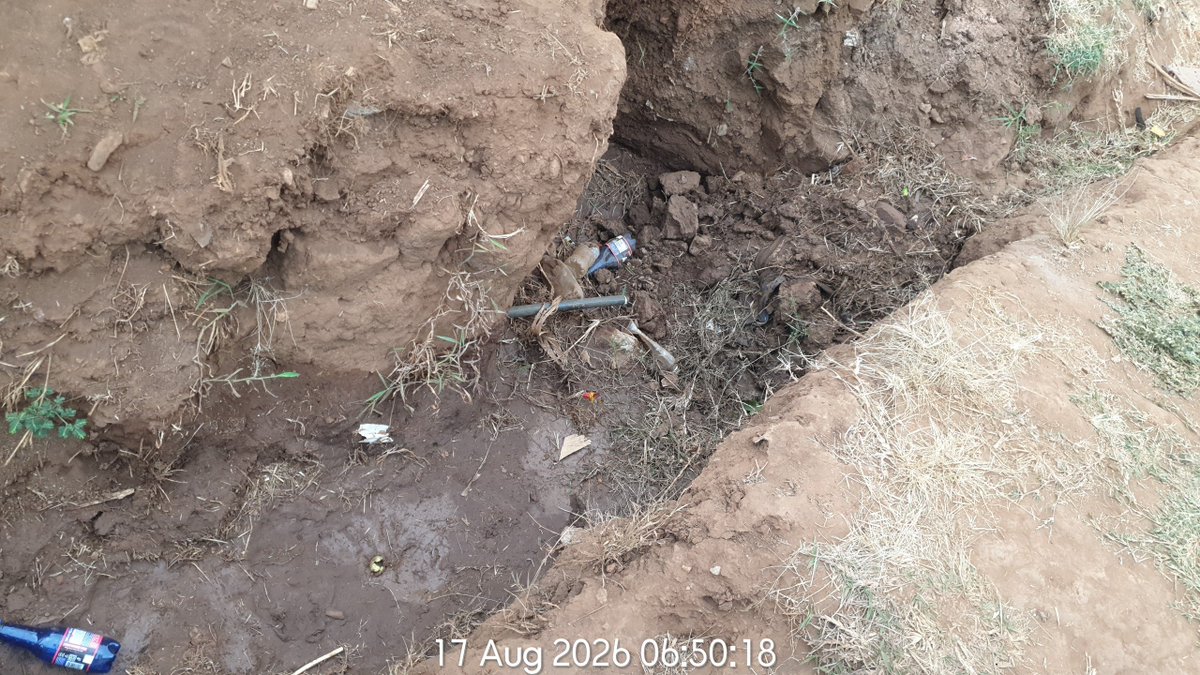 Pascal724231's tweet photo. @wasac_rwanda iyimikorere yokugaragazako hari ibice muribuhe amazi,abaturage tukabagaragariza ahari ikibazo mugasaba numero ntimubikurikirane ibi umuturage ntaba ari kwisonga nkuko bivugwa, kuva kuwa 6 iyituyaux yaracitse kuburyo Rebero yose itigeze ibona amazi nkukobyatangajwe. https://t.co/0e0ceRAlKz