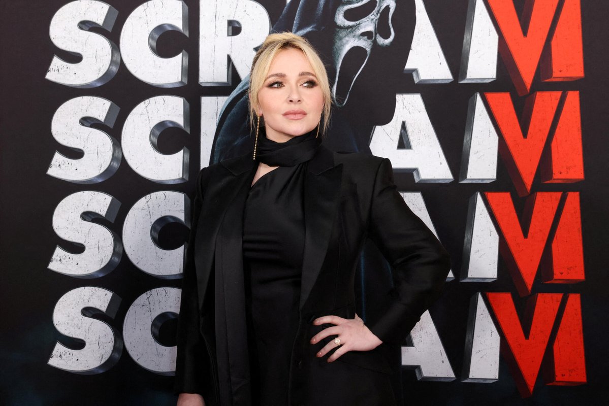 le_Parisien's tweet photo. ⚫L’actrice américaine Hayden Panettiere, de la série « Heroes », est décédée à 36 ans 
➡️ https://t.co/pTc9LmEJ3C https://t.co/VLdikHG0jW