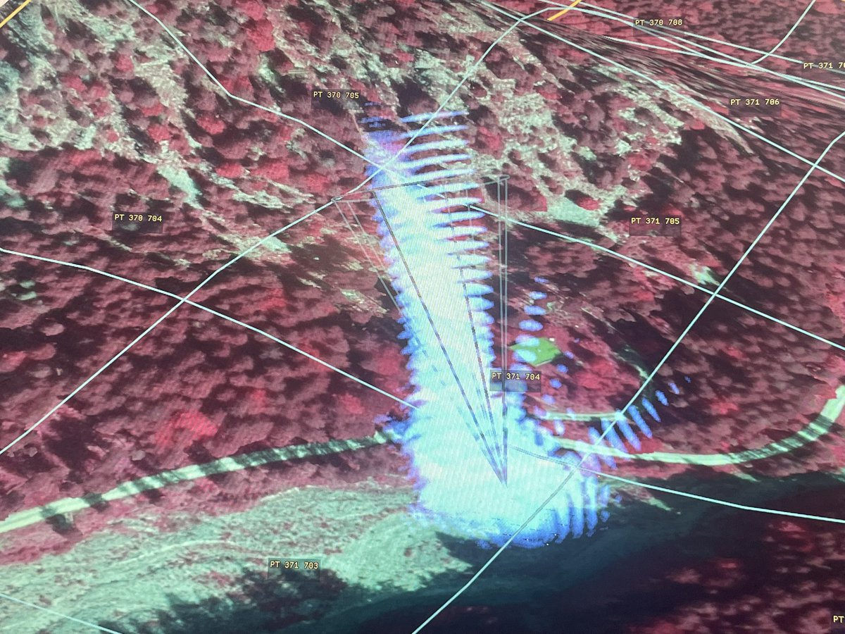 tactitools's tweet photo. https://t.co/btKghTaFuc battleground also knows RADAR 🤓
#PhasedArray #Radar #RF #EW #EloKa https://t.co/15Q0E0kdJM