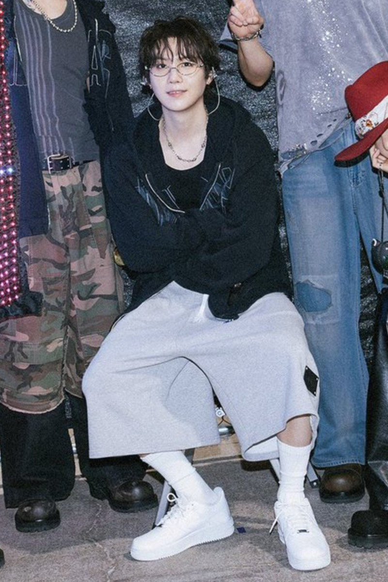 b2bsuga's tweet photo. 3cm tall rapper min suga of bts https://t.co/xZPZoStJrM