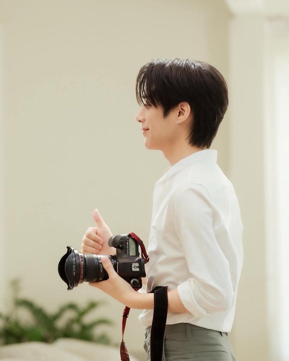 Soulmate2H's tweet photo. นาซ่าช่วยเอาพี่อินทัชเวอร์ชั่นนี้กลับมาให้กุที https://t.co/LMkoh0LmO0