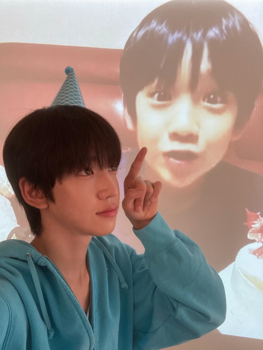 manduuaesthetic's tweet photo. 요근래 받았던 셀카중에 가장 감동적인듯.. https://t.co/ofnMDhGMoF
