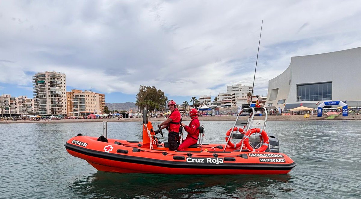 CruzRojaRMurcia's tweet photo. Efemérides, 15 de agosto nacimiento de la escritora, poeta, narradora, dramaturga y maestra cartagenera Carmen Conde, colaboradora de Cruz Roja.
Una de nuestras embarcaciones de preventivos, homenajean a una de las mujeres más relevantes del siglo XX en España llevando su nombre https://t.co/GvdTeAiqyh