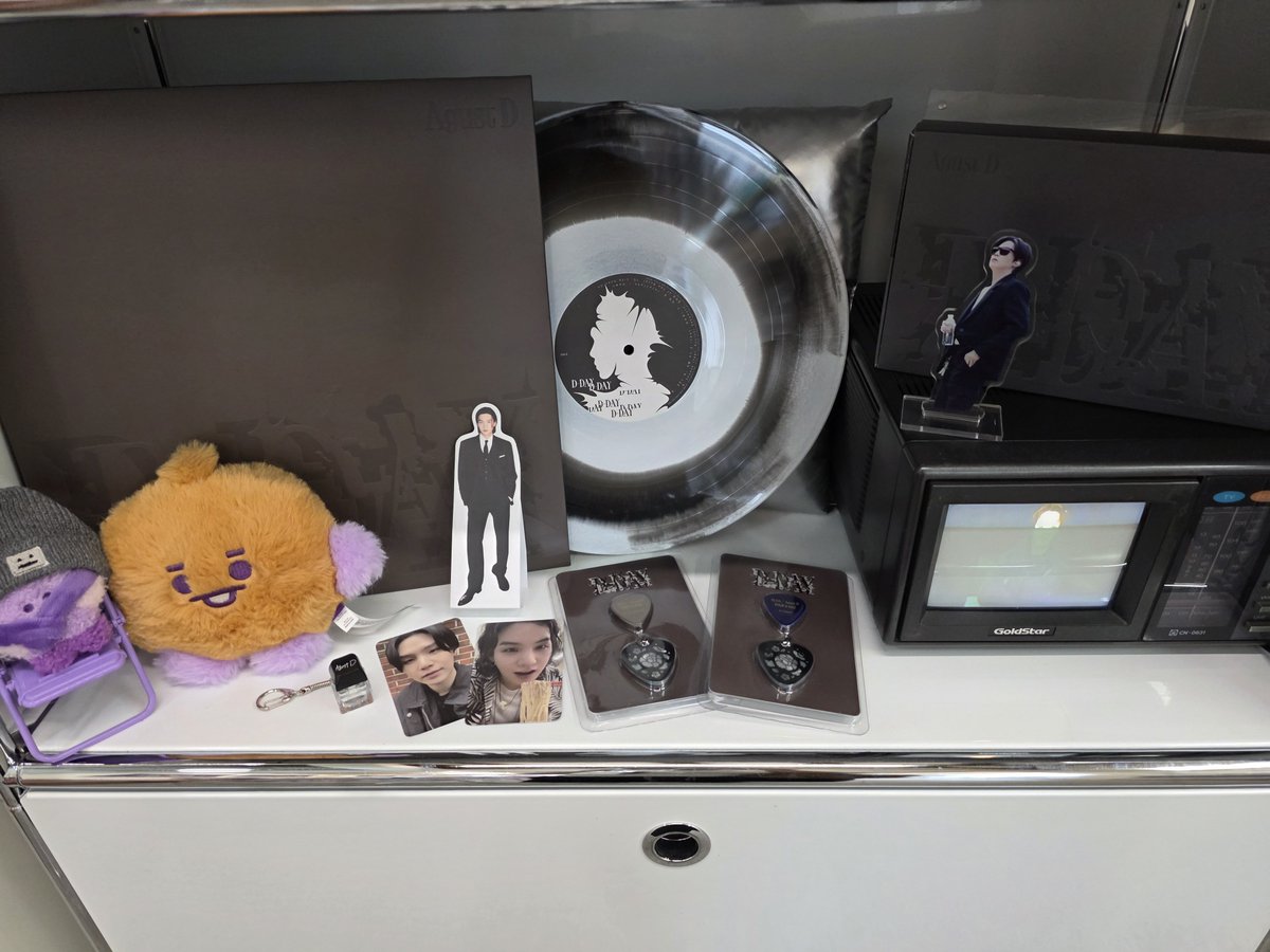 Never_mind_39's tweet photo. #archiveD
#어거스트디10주년
어것디 10주년 축하하러 키드문은 꼭 가야해🏃‍♀️ https://t.co/PEYRweibx0