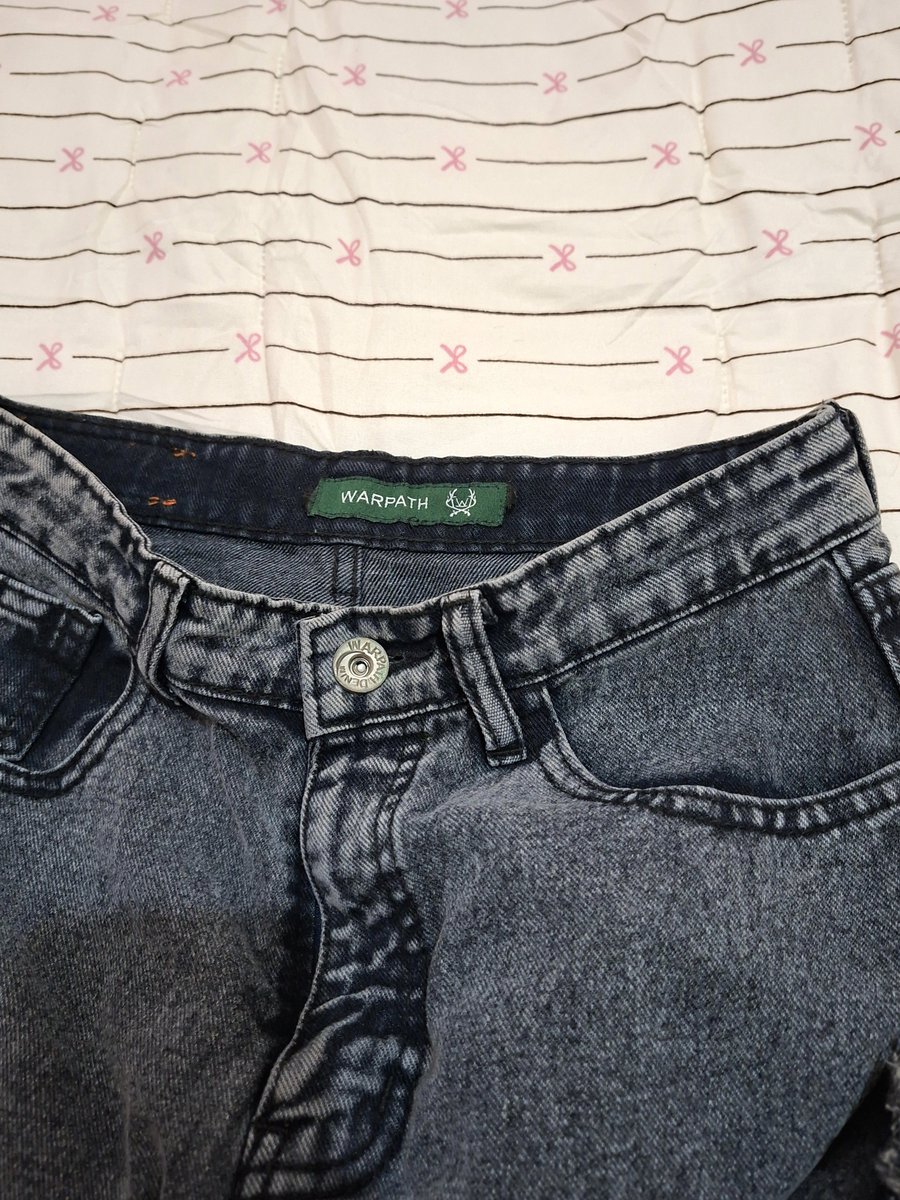 snowellsy's tweet photo. Wts warpath jeans baggy highwaist no minuss
Size 28 lp 70 p 95 tdk stretch yaa
💰 60k negoo avail oyen no cod

#wts #wtb #zonauangㅤ #jeans https://t.co/yfTmMIxnTv