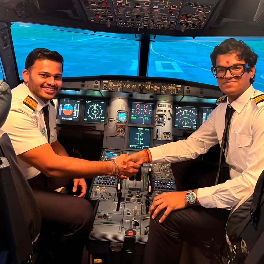 Hmaviationindia's tweet photo. Welcoming Our New A320 Type-Rated Pilots! 👨🏻‍✈️

Please join us in congratulating and welcoming our newest A320 Type-Rated pilots! 🎓✈️

👨🏻‍✈️ Captain Miheer &amp; Captain Shivansh
👨🏻‍✈️ Captain Kunal &amp; Captain Arjun

#pilot #pilottraining #hmaviation #a320typerating #airbus #typerating https://t.co/3PpAAkgsCy