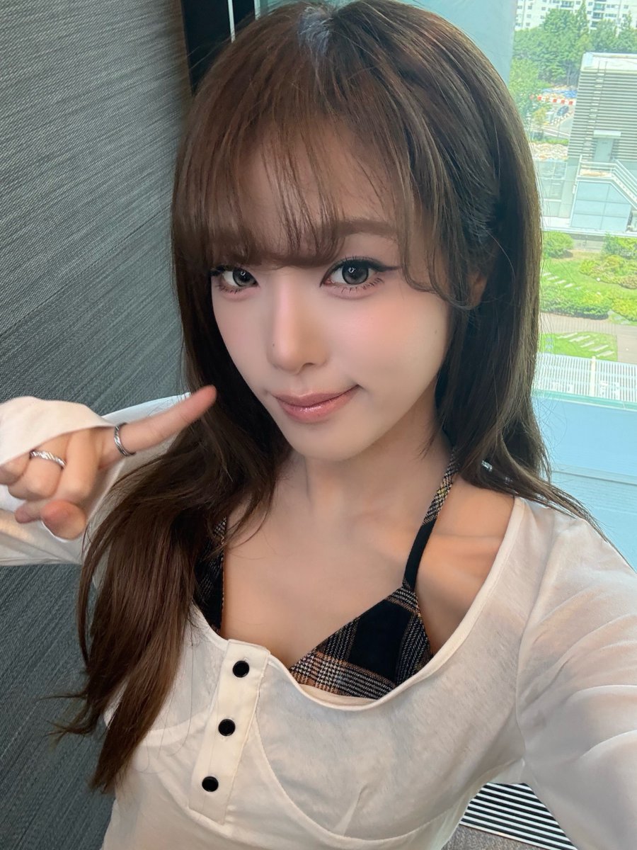 YENA_OFFICIAL tweet picture