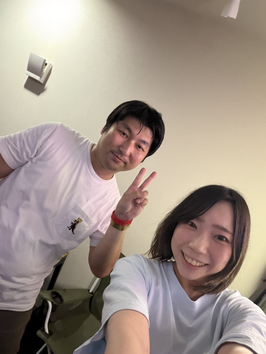 soumu_rurounin's tweet photo. こんにちは😃
先週はお盆休みを利用して首都圏のダーツバー遠征をしてきました✨

※Xでの写真投稿が1ツイートにつき4枚しか貼れないので、連投しますがご了承ください💦

8/11（火）は世田谷・新宿エリア
①UNO下北沢店さま
→あこちゃん、次はメドレーお願いします🤲大会以来の再会とっても嬉しい✨

②show timeさま
→ちゃんあいとメドレーしたり、ダーツバー遠征について色々話しました👍
またお邪魔しますね♪

③BASE1新宿さま
→付き合いの長い伸也さん、JAPAN LADIESの中でもフレンドリーなもかち、感動の再会をしたり、ダーツで遊べたりと嬉しいプレイヤーDayだと思いました🥰
これからもどこかのプレイヤーDay等で遊べたら嬉しいです☺️

@ice___run___819 

#ダーツ好きと繋がりたい
