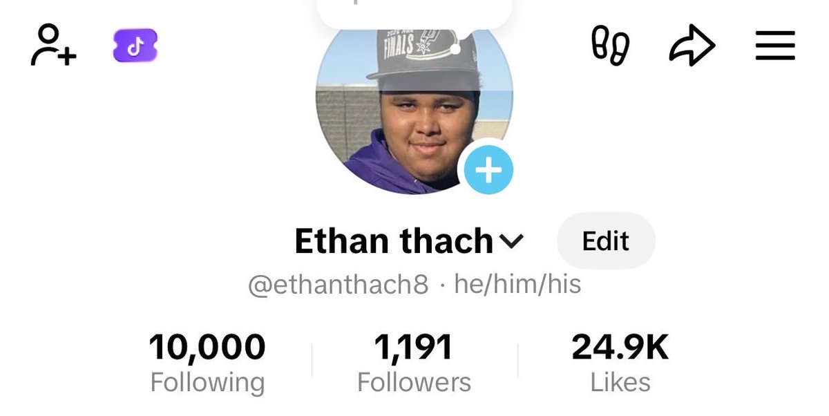 Ethan132383's tweet photo. Go like my TikTok video and followers and 99-inbox https://t.co/oyG4OZEFdB