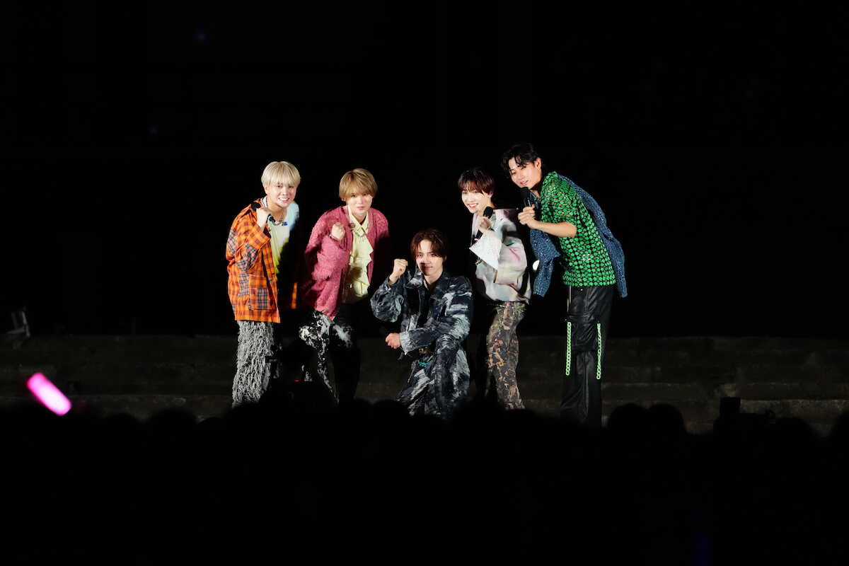 topicool_jp's tweet photo. 【トピクル】

KEY TO LIT、今冬CDデビュー決定！増上寺で涙のサプライズ発表、中村嶺亜・井上瑞稀は入所17年目の悲願達成

平均年齢24.8歳、ダンスや歌唱、アクロバットなど個々の高いスキルを武器にする実力派５人。さあ、新たな伝説の始まりです

▼記事はこちら▼
🔗https://t.co/nUMcJ8zyAS https://t.co/nUCyagjM6K