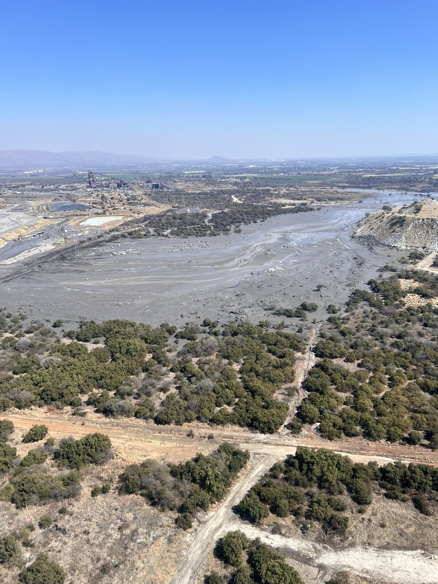 DMPR_ZA's tweet photo. Aerial view of the extent caused by tailings spill at Samancor Dikwena Chrome Mine in Brits, NW. https://t.co/SWfTiFURq9