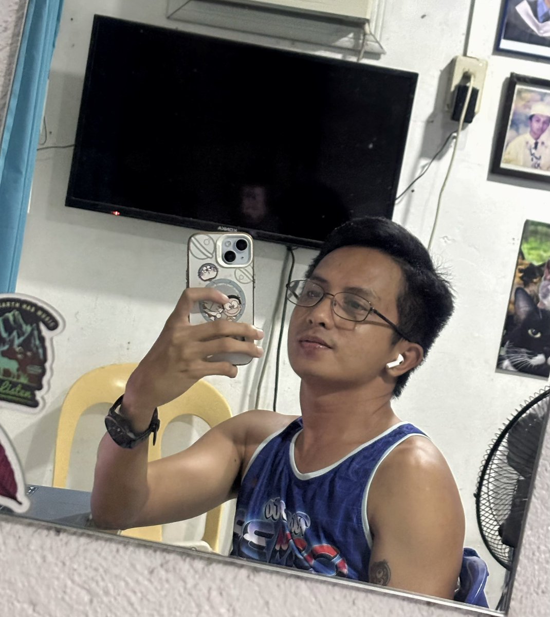enzounfiltered's tweet photo. 7am - 7pm yan sya nag work 😴✅ https://t.co/oRbM4rQL9H